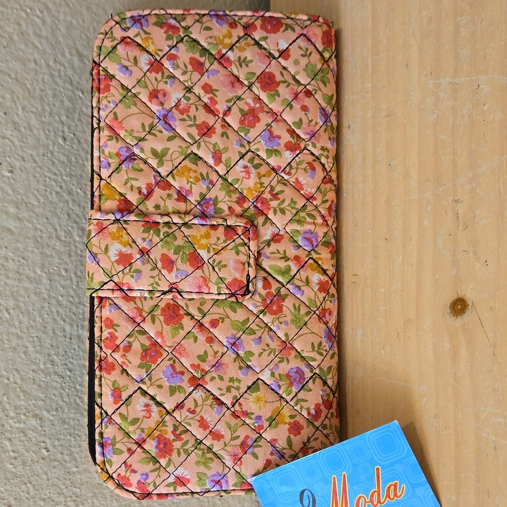 NWT Quilted Pink Floral Wallet